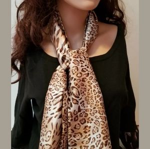 NWT! Animal Print Scarf Wrap Polyester One Size